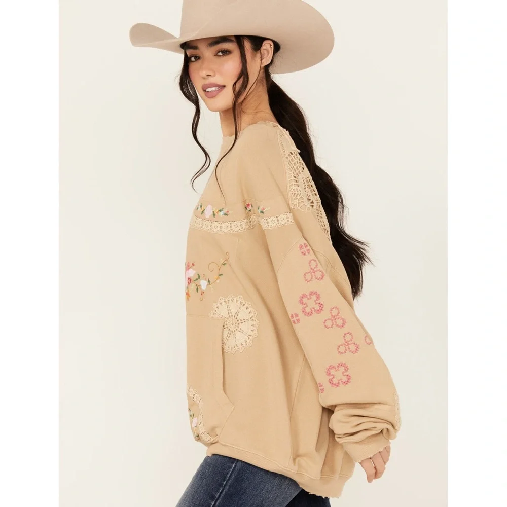 Free People GRAMS ATTIC SWEATSHIRT - Picture 3 of 16